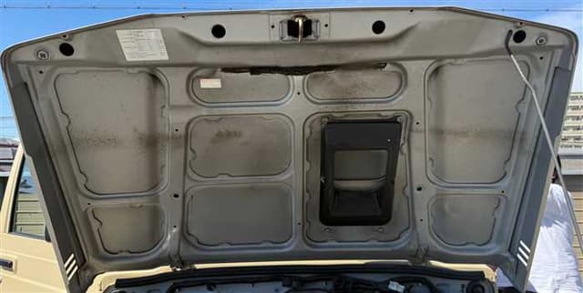 1998 Suzuki Jimny JDM car for sale — photo 9 of 25