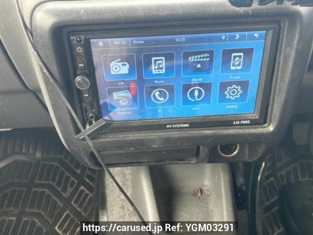 2000 Suzuki Jimny JDM car for sale — photo 24 of 25