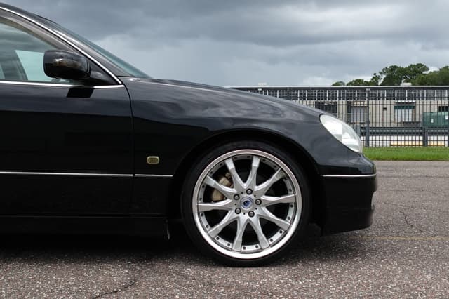 2001 Toyota Aristo JDM car for sale — photo 5 of 18