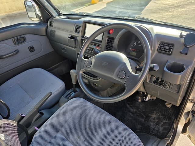 2008 Daihatsu Hijet JDM car for sale — photo 8 of 12