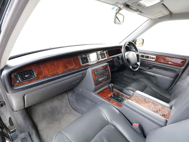1997 Toyota Century JDM car for sale — photo 16 of 25