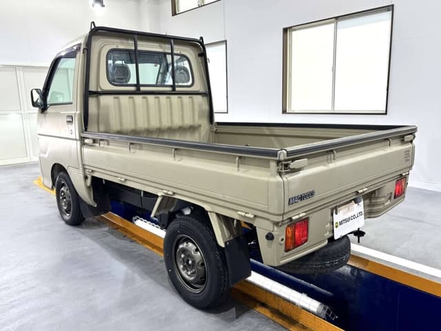 1999 Daihatsu Hijet JDM car for sale — photo 3 of 24