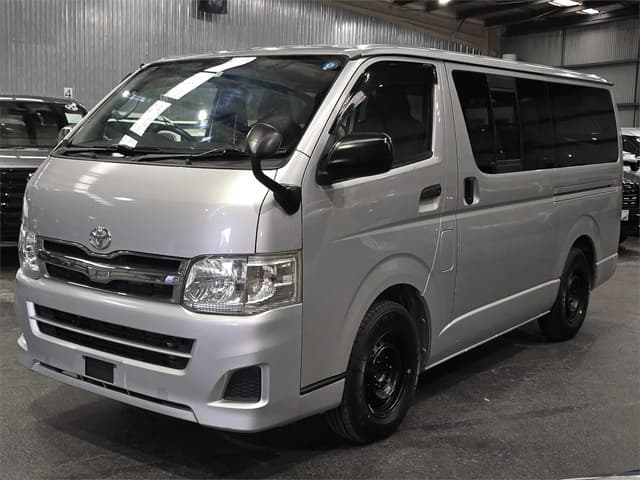 2012 Toyota HiAce JDM car for sale — photo 6 of 21