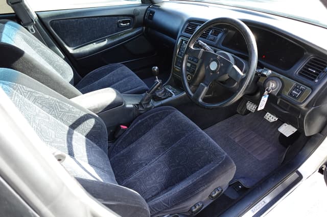 1998 Toyota Chaser JDM car for sale — photo 14 of 18