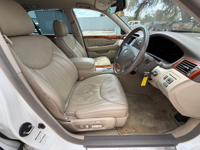 2000 Toyota Celsior JDM car for sale — photo 18 of 22
