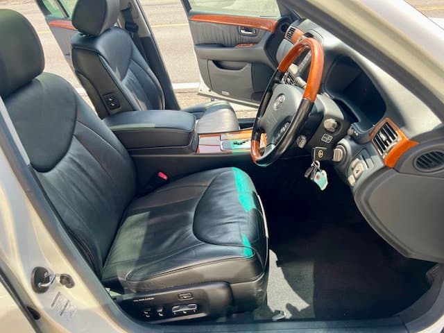 2001 Toyota Celsior JDM car for sale — photo 17 of 25