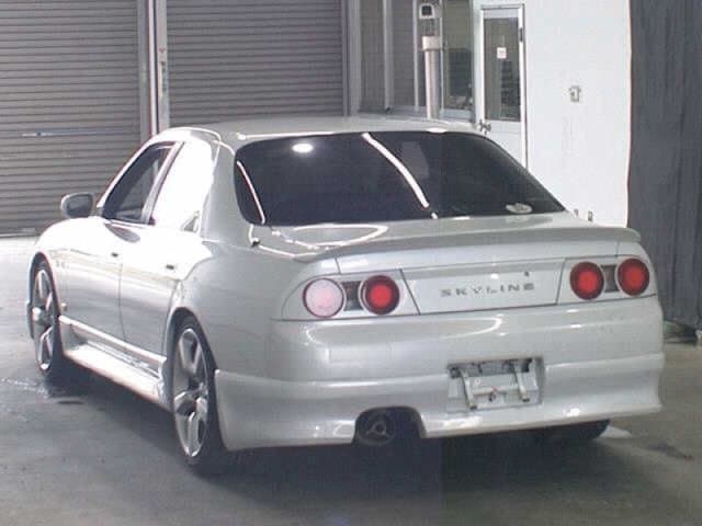 1996 Nissan Skyline JDM car for sale — photo 3 of 5