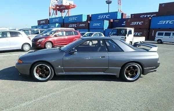 1994 Nissan Skyline JDM car for sale — photo 2 of 2