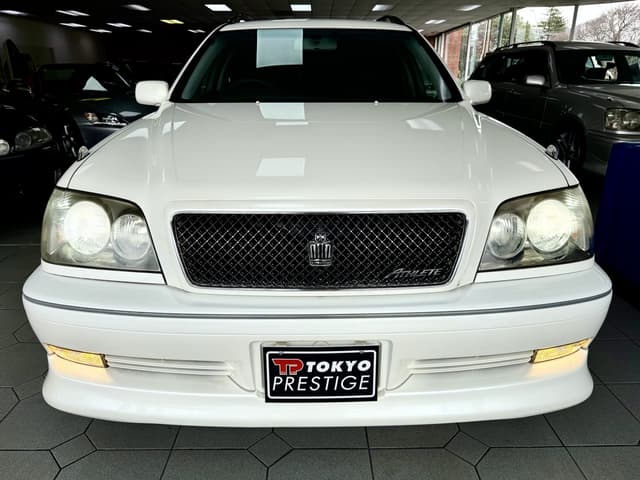 2003 Toyota Crown JDM car for sale — photo 2 of 5