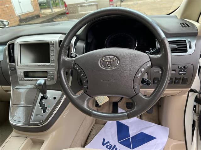 2007 Toyota Alphard JDM car for sale — photo 12 of 18