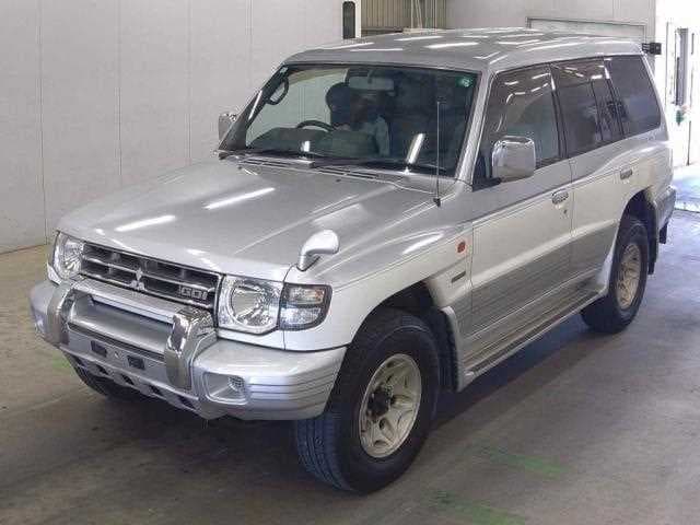 1999 Mitsubishi Pajero JDM car for sale — photo 5 of 6