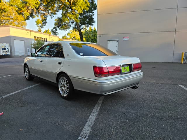 2000 Toyota Crown JDM car for sale — photo 10 of 13