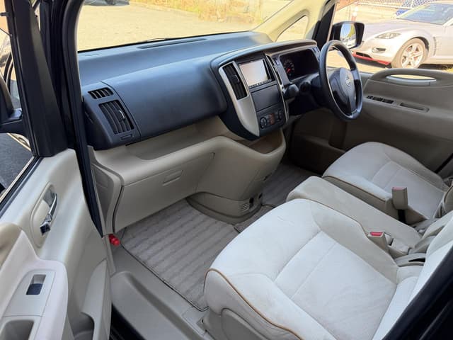 2008 Nissan Serena JDM car for sale — photo 12 of 19