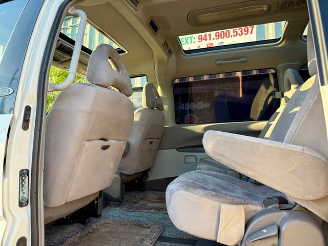 1998 Mitsubishi Delica JDM car for sale — photo 13 of 19