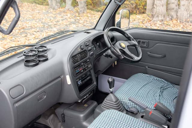 1997 Daihatsu Hijet JDM car for sale — photo 15 of 15