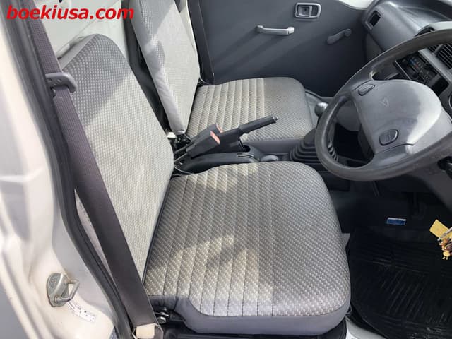 2000 Daihatsu Hijet JDM car for sale — photo 14 of 21
