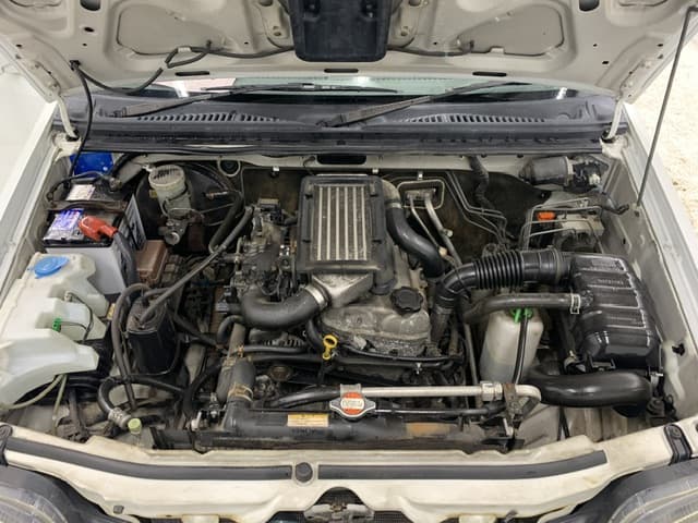 2000 Suzuki Jimny JDM car for sale — photo 7 of 25