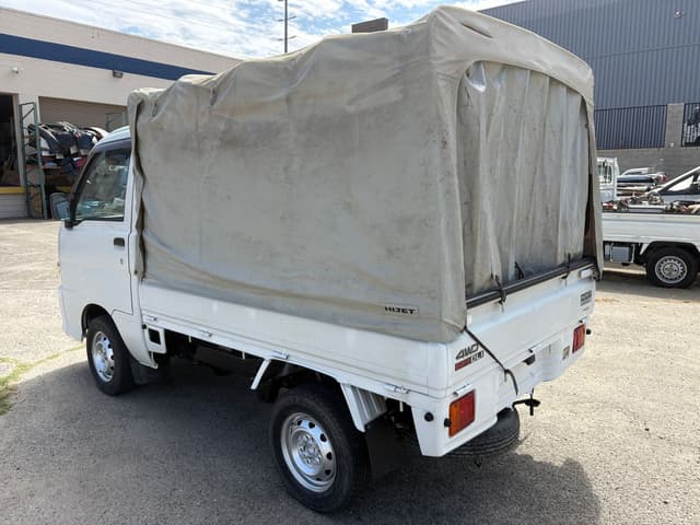 2000 Daihatsu Hijet JDM car for sale — photo 4 of 17