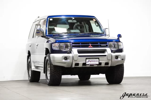 1997 Mitsubishi Pajero JDM car for sale — photo 3 of 25