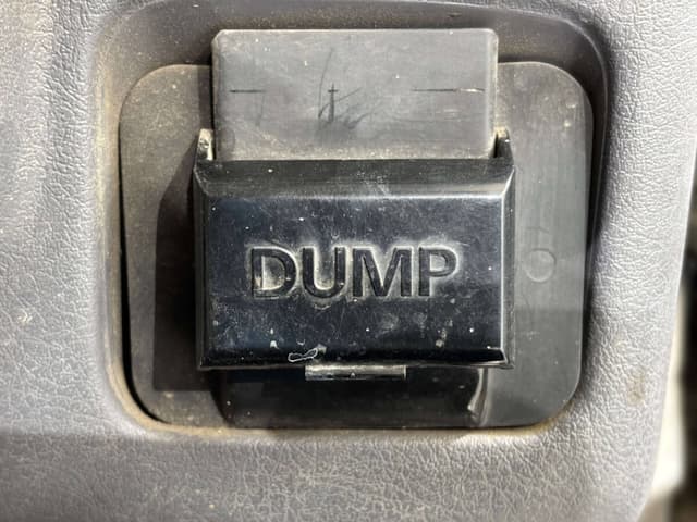 1995 Mitsubishi Minicab JDM car for sale — photo 17 of 25