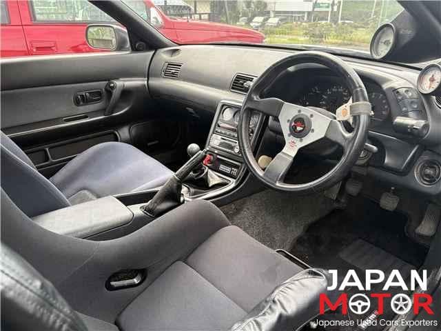 1991 Nissan Skyline JDM car for sale — photo 9 of 17
