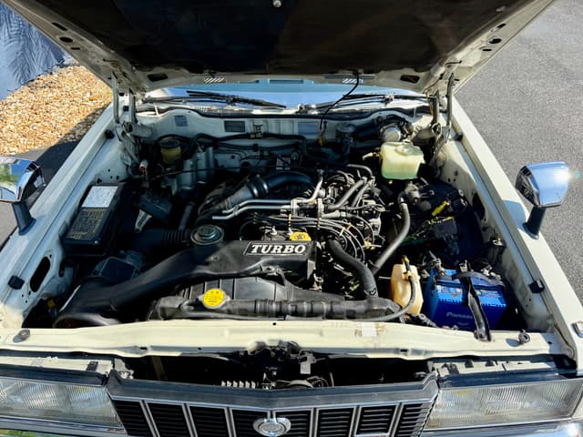 1982 Toyota Crown JDM car for sale — photo 25 of 25