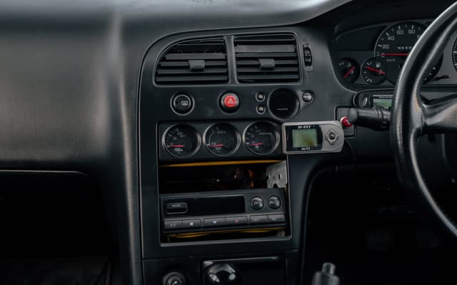 1995 Nissan Skyline JDM car for sale — photo 10 of 12