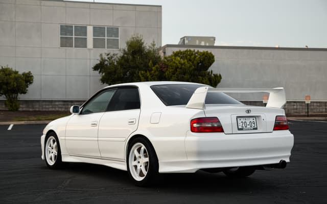 1997 Toyota Chaser JDM car for sale — photo 2 of 5