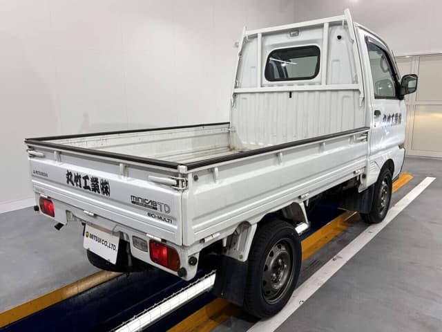 1997 Mitsubishi Minicab JDM car for sale — photo 4 of 25