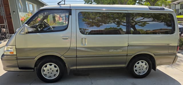 1999 Toyota HiAce JDM car for sale — photo 5 of 24