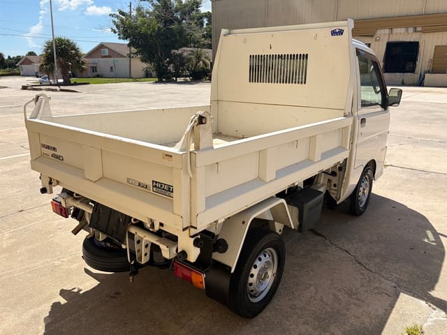 2001 Daihatsu Hijet JDM car for sale — photo 9 of 19