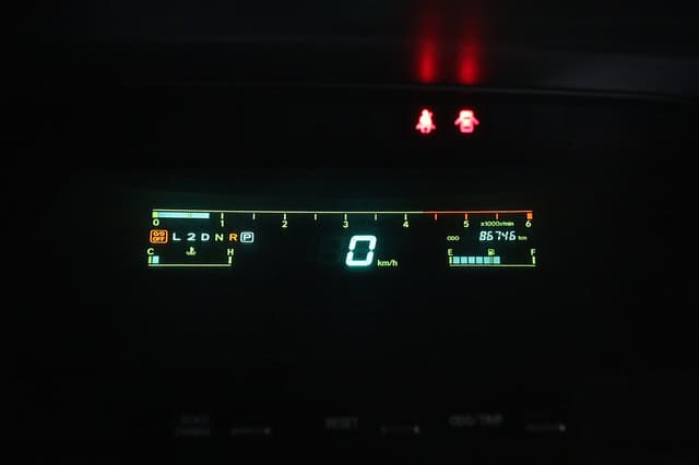 1997 Toyota HiAce JDM car for sale — photo 11 of 25