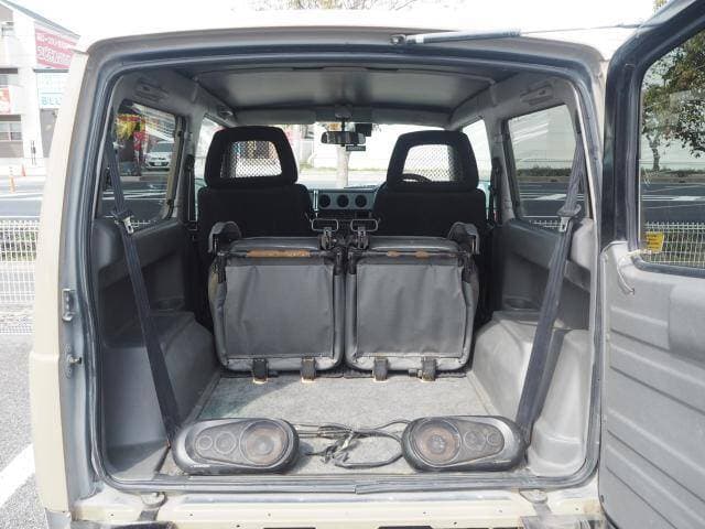 1997 Suzuki Jimny JDM car for sale — photo 14 of 20