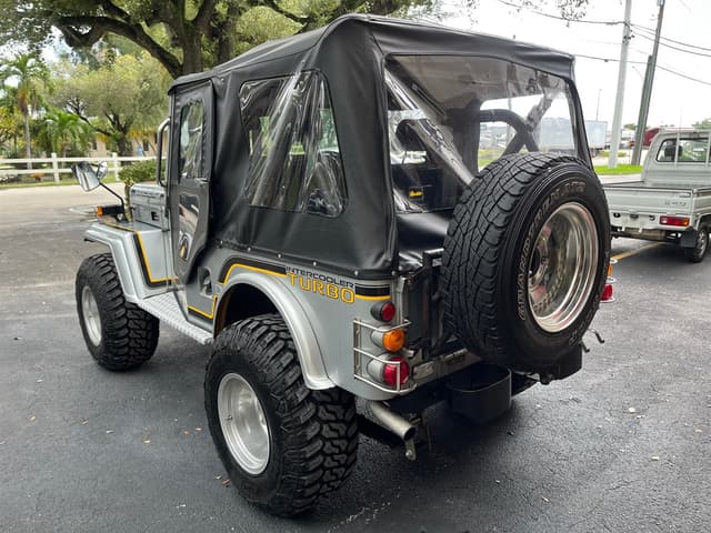 1997 Mitsubishi Jeep JDM car for sale — photo 5 of 16