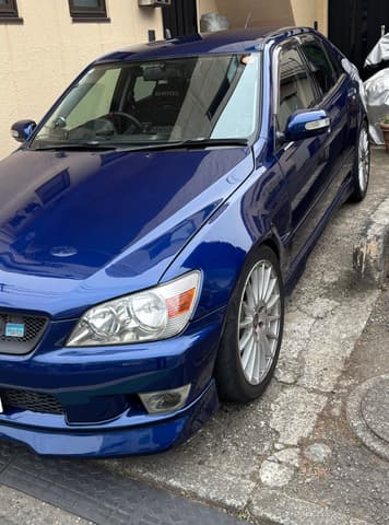 1999 Toyota Altezza JDM car for sale — photo 26 of 27