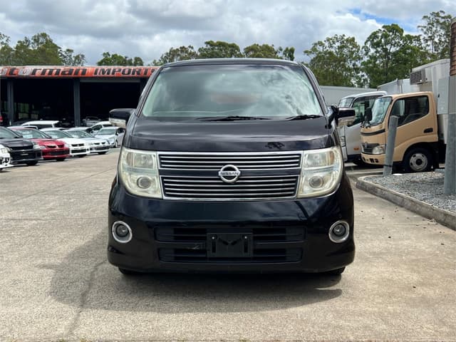 2008 Nissan Elgrand JDM car for sale — photo 2 of 16