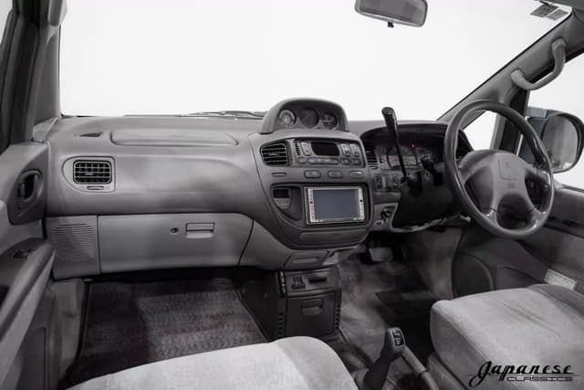 1997 Mitsubishi Delica JDM car for sale — photo 9 of 25