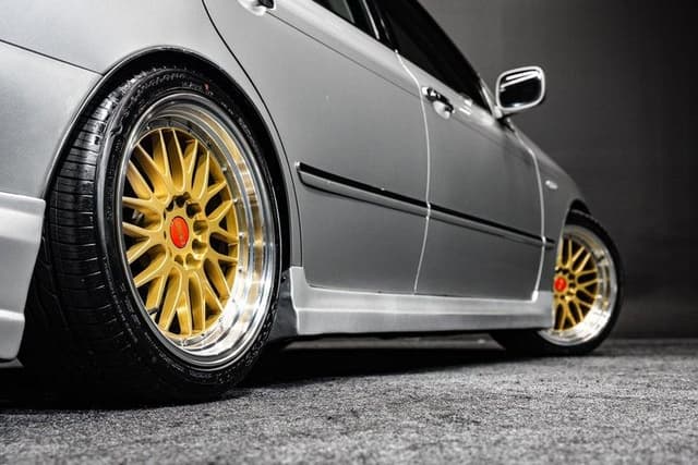 2006 Toyota Majesta JDM car for sale — photo 11 of 18