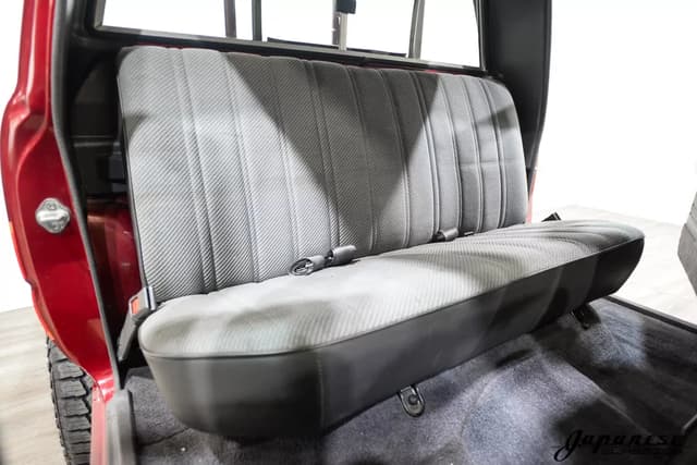 1990 Toyota Hilux JDM car for sale — photo 17 of 25