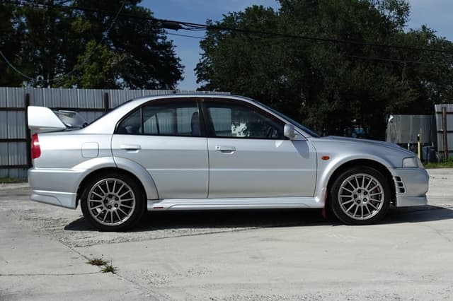 2000 Mitsubishi Lancer Evolution JDM car for sale — photo 5 of 21