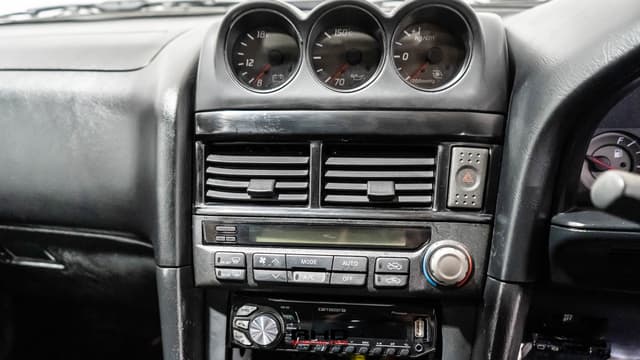 1999 Nissan Skyline JDM car for sale — photo 13 of 22