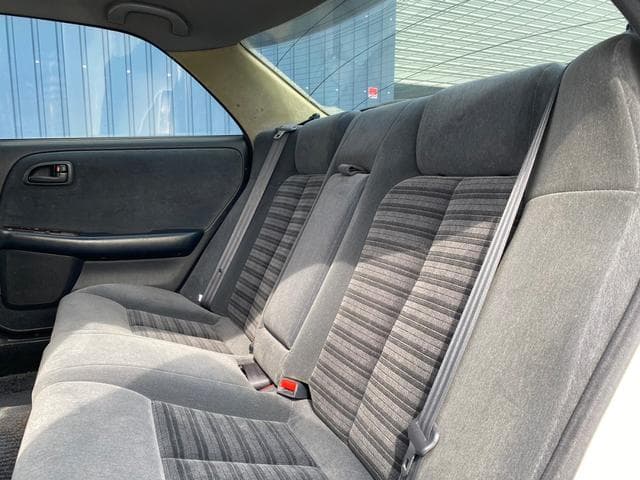 1994 Toyota Mark II JDM car for sale — photo 13 of 25