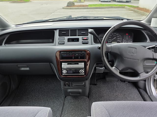 1999 Honda Odyssey JDM car for sale — photo 12 of 14