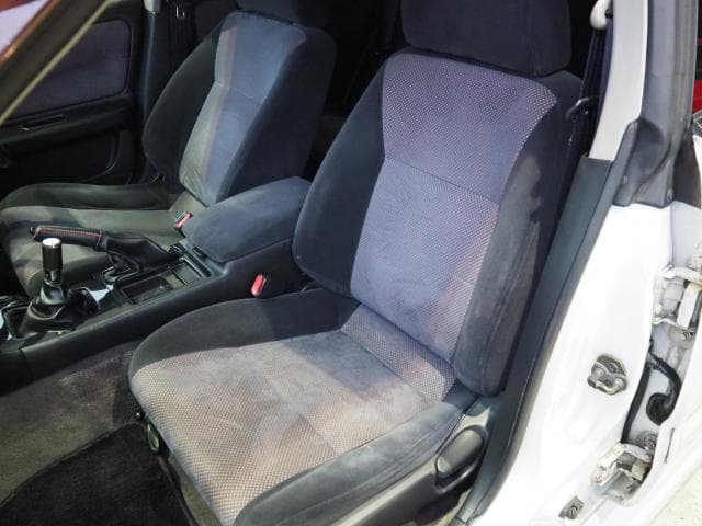 1998 Nissan Stagea JDM car for sale — photo 18 of 21