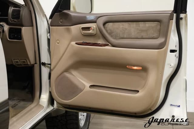 1998 Toyota Land Cruiser JDM car for sale — photo 20 of 25