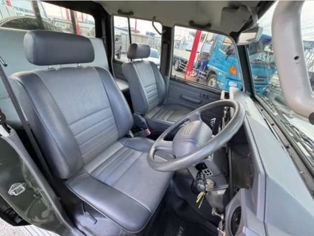 2001 Toyota Land Cruiser JDM car for sale — photo 14 of 17
