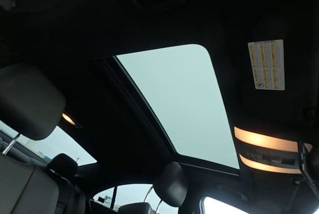 2011 Mercedes-Benz S-Class JDM car for sale — photo 24 of 25