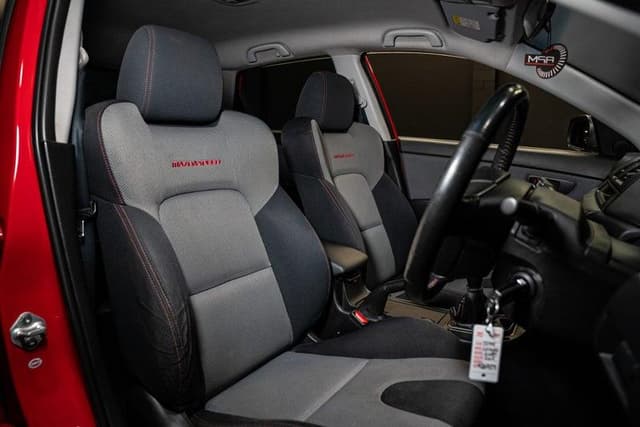 2006 Mazda Axela JDM car for sale — photo 10 of 11