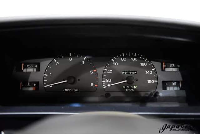 1995 Toyota Hilux JDM car for sale — photo 14 of 25