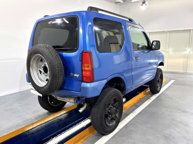 2000 Suzuki Jimny JDM car for sale — photo 5 of 25